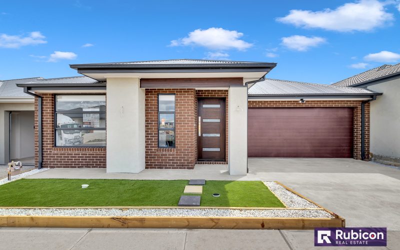 25 Ballanrong Road, BONNIE BROOK VIC 3335